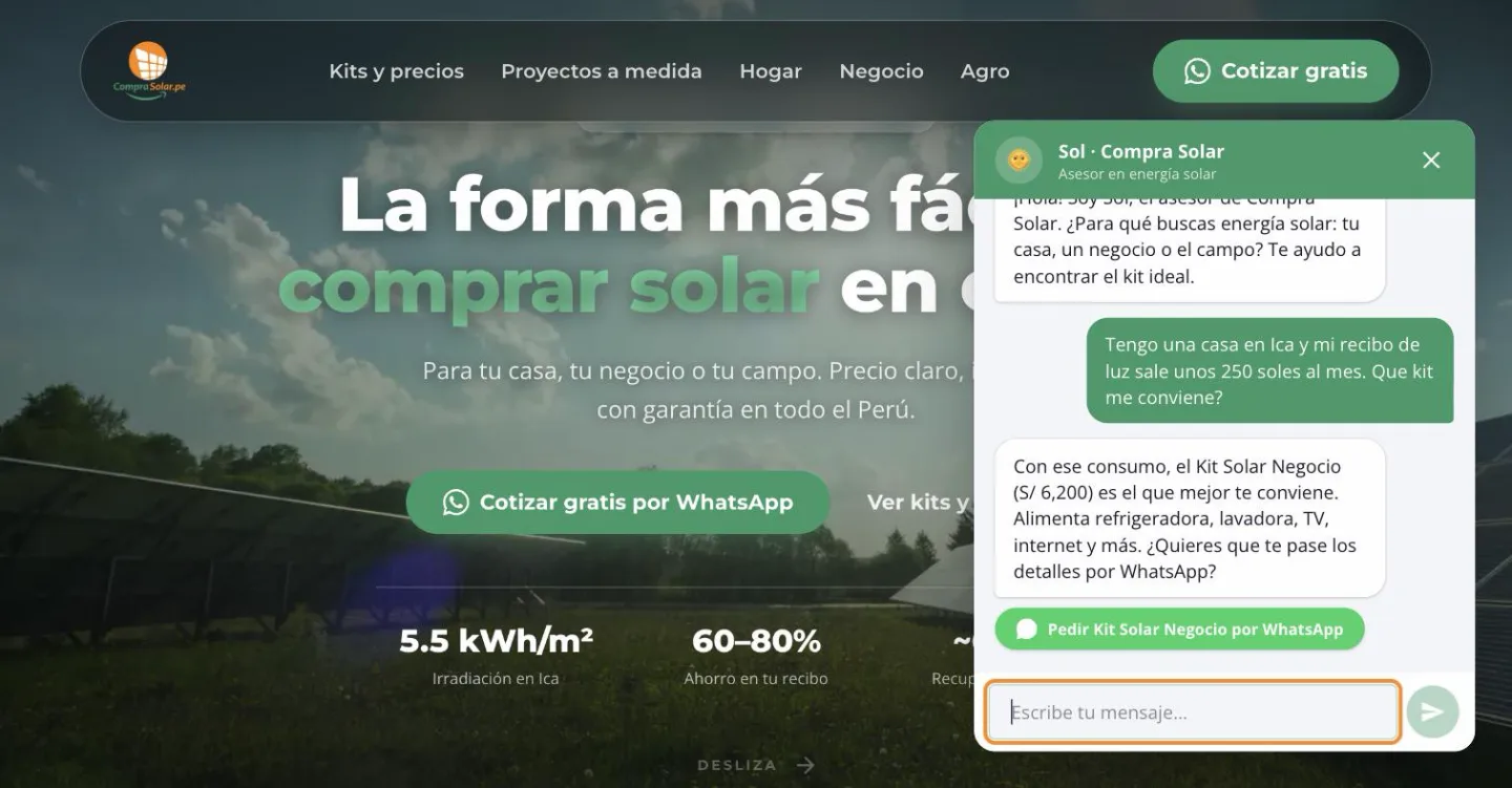 El sitio de Compra Solar con el asesor de IA Sol recomendando un kit solar en un panel de chat